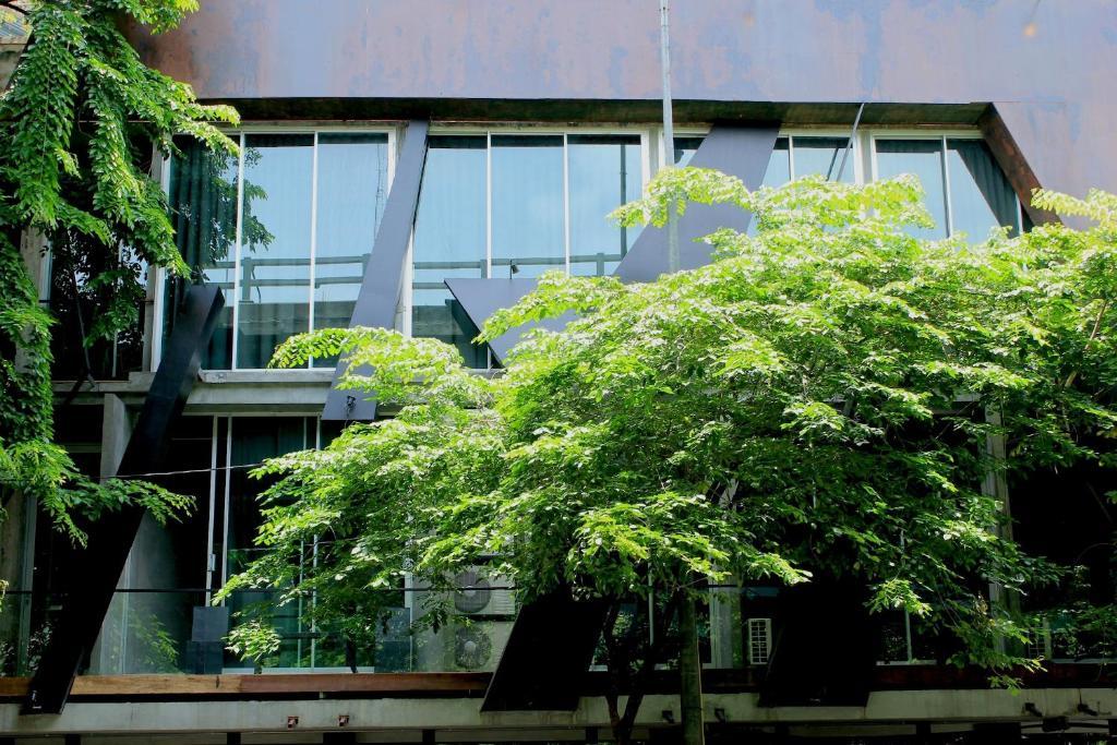 Thrive The Hostel : Patpong By The Belle Bangkok Zewnętrze zdjęcie