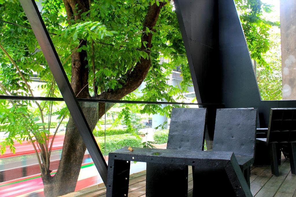 Thrive The Hostel : Patpong By The Belle Bangkok Zewnętrze zdjęcie