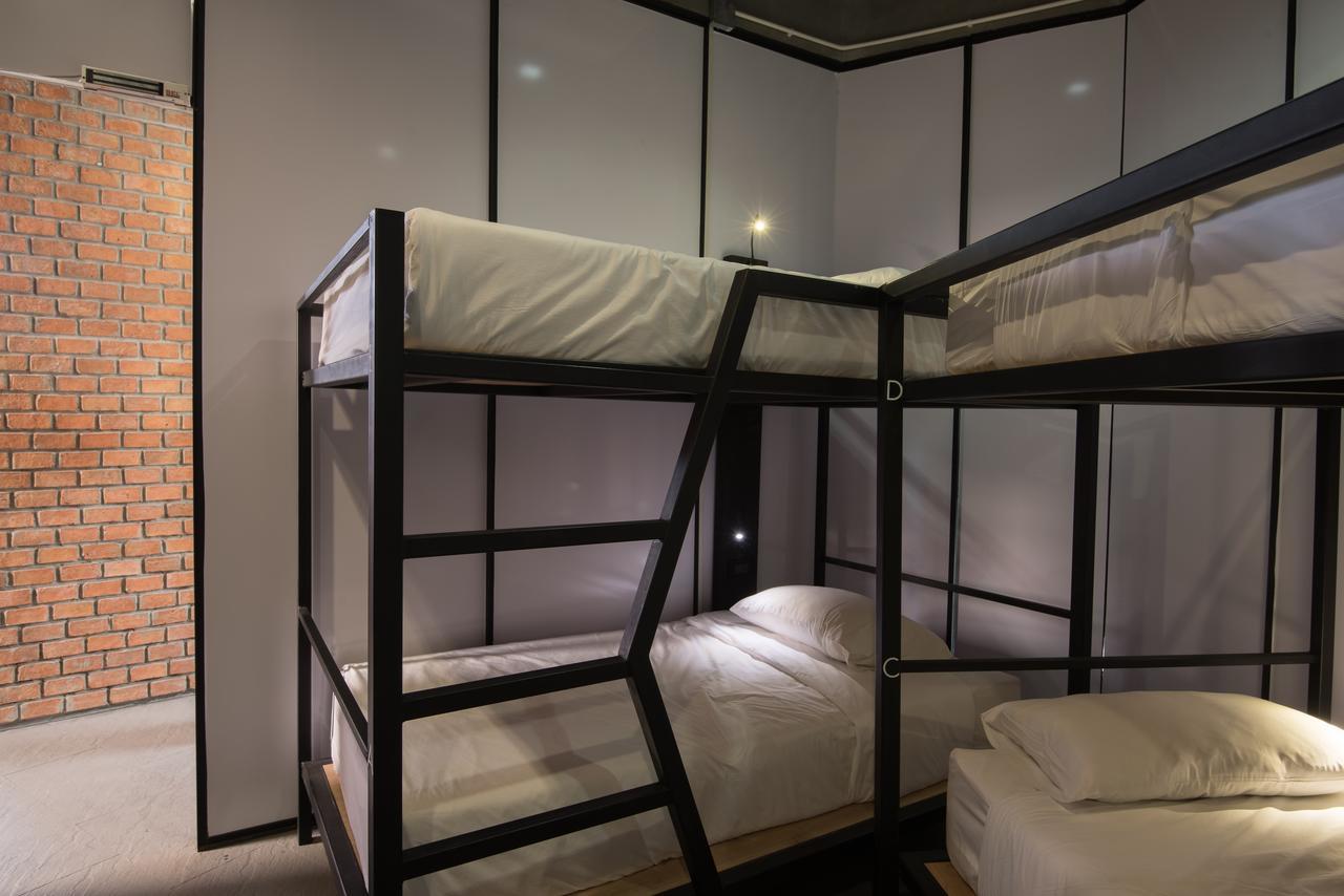 Thrive The Hostel : Patpong By The Belle Bangkok Zewnętrze zdjęcie